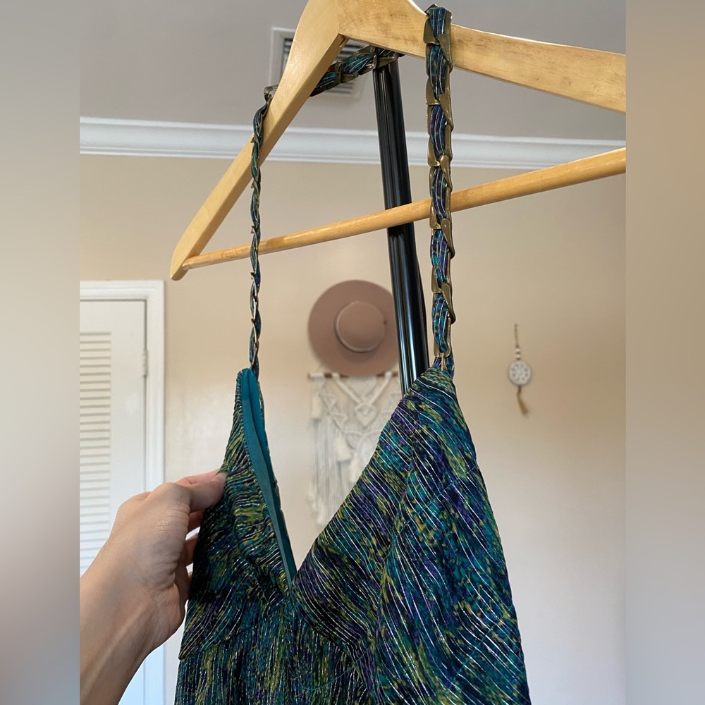 Gorgeous silk gown 🦚 - Picture 4 of 6